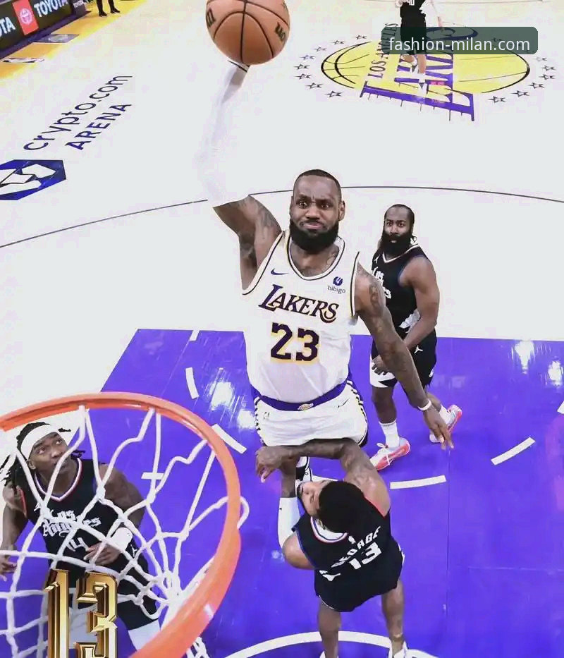 一场数据盛宴的深度解析：湖人vs步行者比赛详解